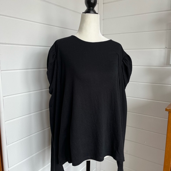 🆕 Stella & Dot Size 1X Black Long sleeve top with shoulder ruching, NWT - Picture 8 of 14